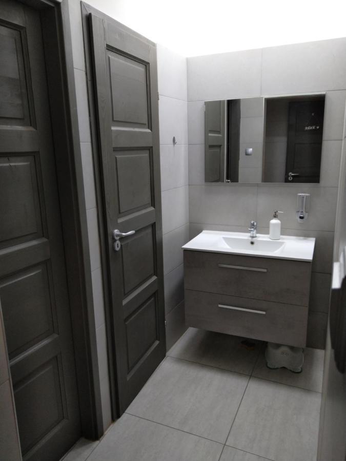 Silver Dream Apartmanhaz Debrecen Esterno foto