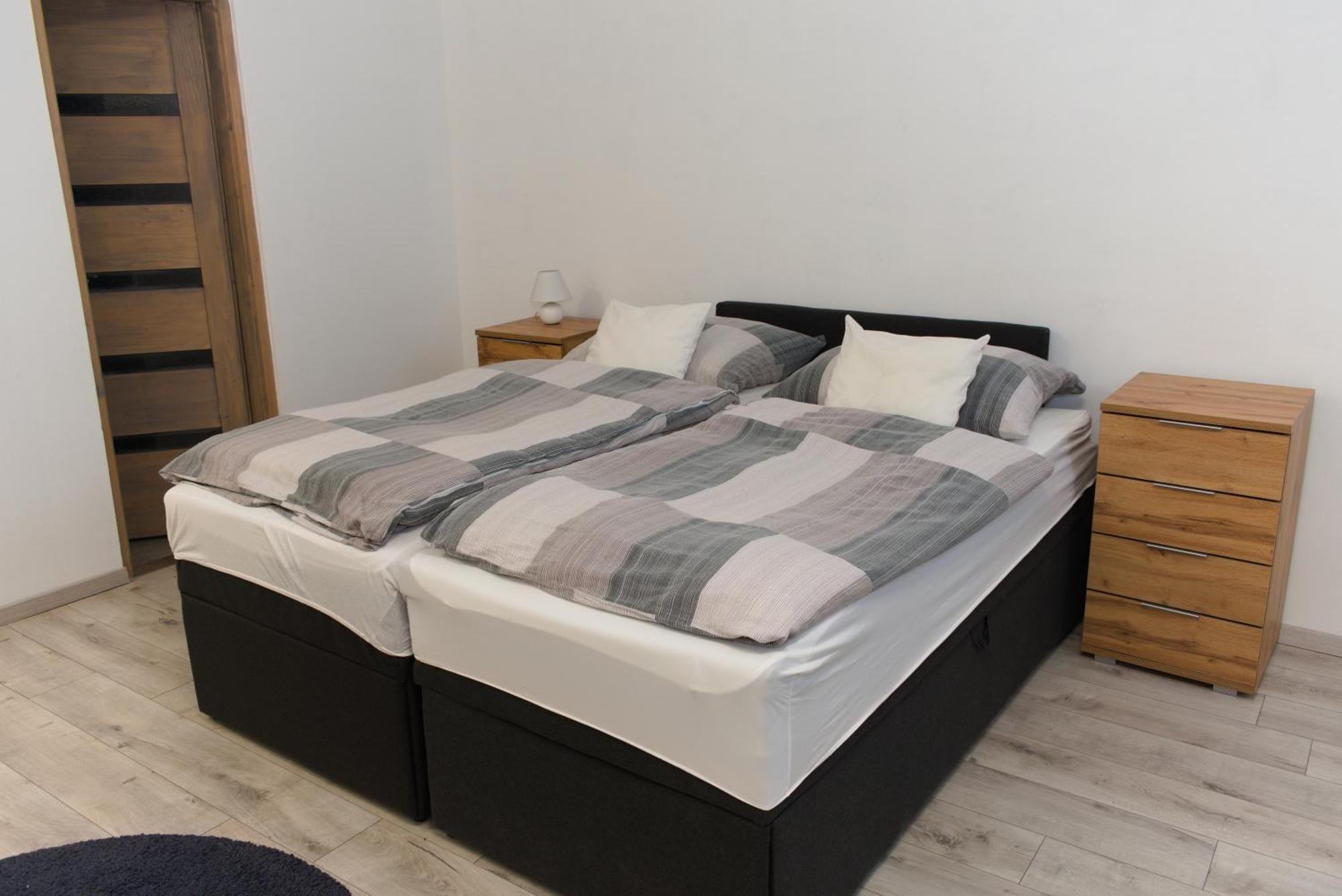Silver Dream Apartmanhaz Debrecen Esterno foto